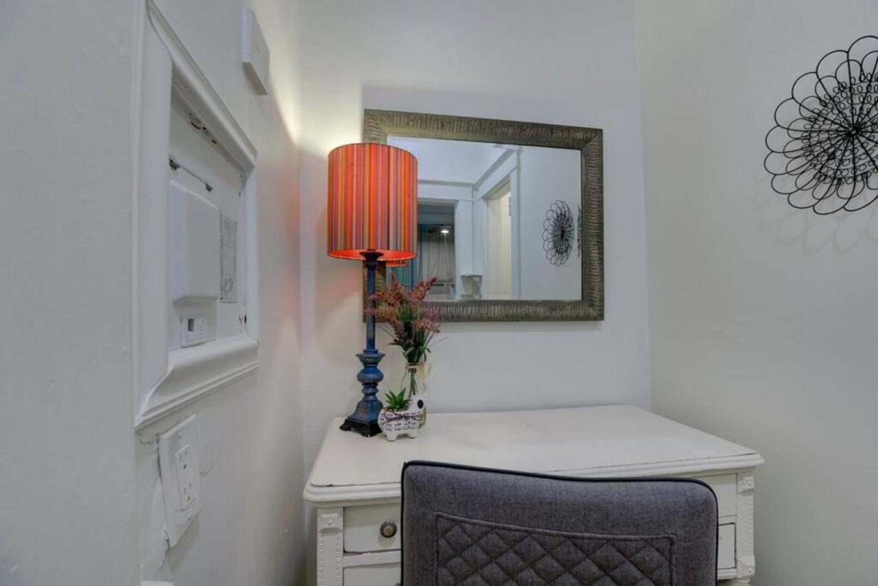 Private Historic Studio Мемфис Экстерьер фото